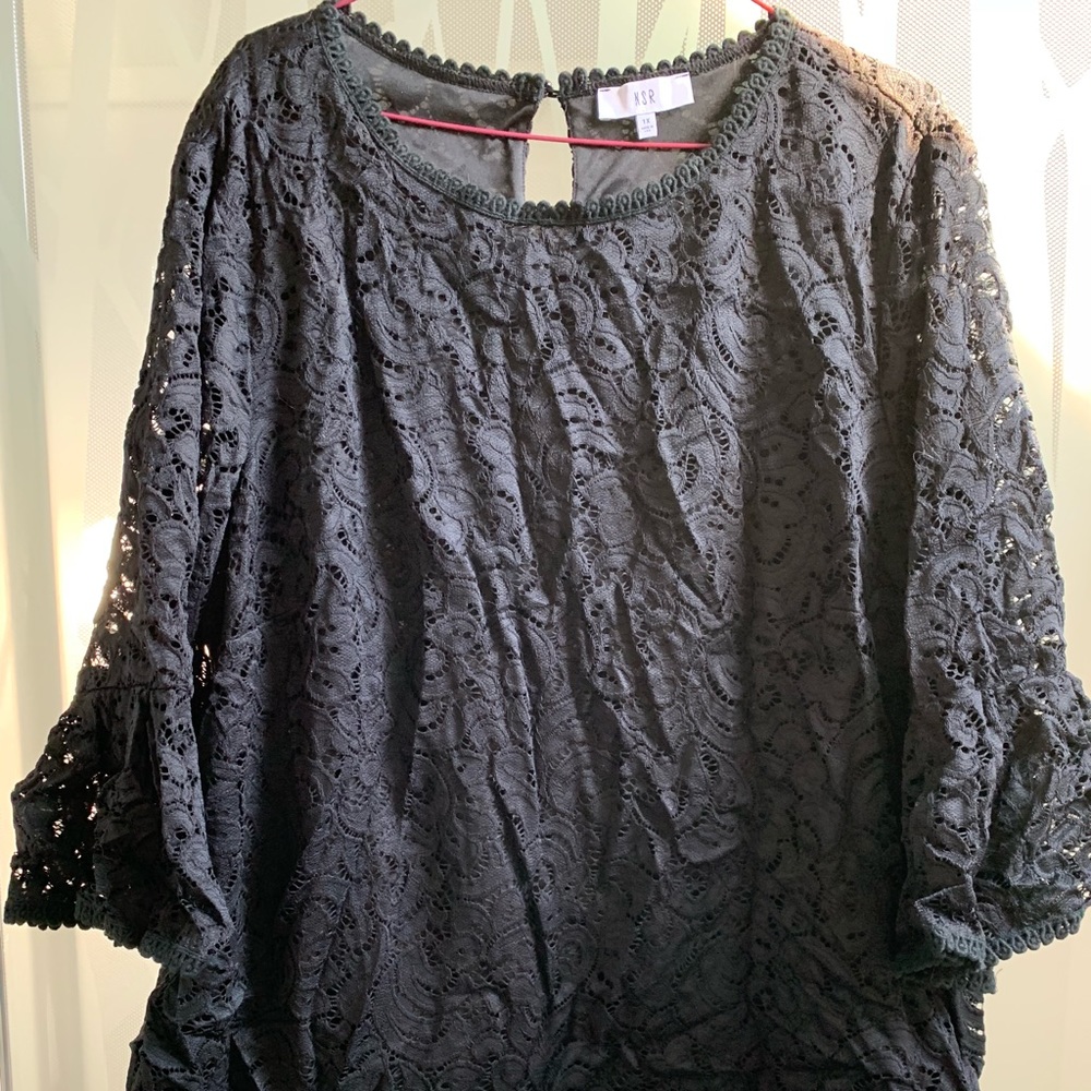 Reposh black bell sleeve lace top